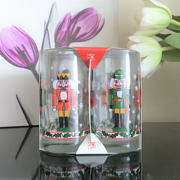 Vintage Libbey Nutcracker Christmas Glasses - Picture 2 of 9